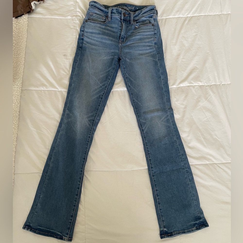 American Eagle High-rise Skinny Kick Light wash